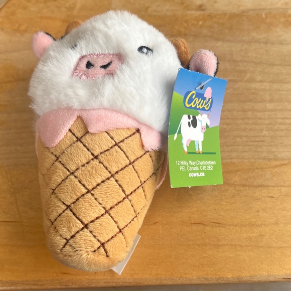 Cows Plush Ice Cream Cone Toy - White, Pink, Brown keychain from PEI - Picture 1 of 2